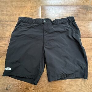 North Face Shorts Men's Size 40 Black Casual  Zip Up Side Pockets